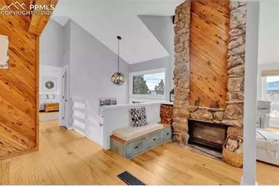 4452 Sentinel Rock, Larkspur, CO 80118 - Photo 10