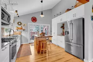 4452 Sentinel Rock, Larkspur, CO 80118 - Photo 18