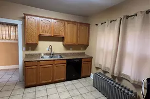 2046 Roanoke St, Colorado Springs, CO 80906 - Photo 2