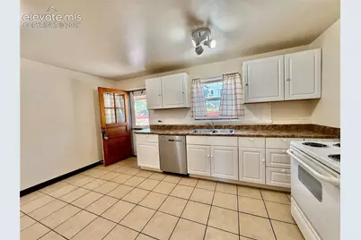 1304 E Pikes Peak Avenue, Colorado Springs, CO 80909 - Photo 6