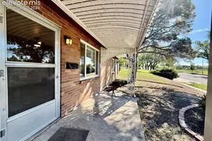 1304 E Pikes Peak Ave, Colorado Springs, CO 80909 - Photo 12