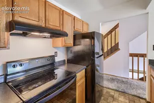 4325 Hunting Meadows Cir, Colorado Springs, CO 80916 - Photo 10