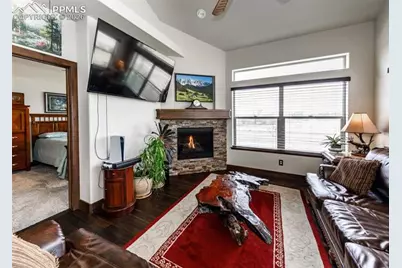 1922 Sunshine Peak Drive, Loveland, CO 80538 - Photo 10