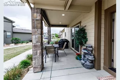 1922 Sunshine Peak Drive, Loveland, CO 80538 - Photo 6