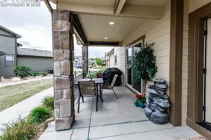 1922 Sunshine Peak Dr, Loveland, CO 80538 - Photo 6