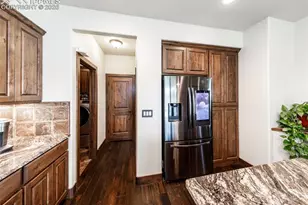 1922 Sunshine Peak Dr, Loveland, CO 80538 - Photo 22
