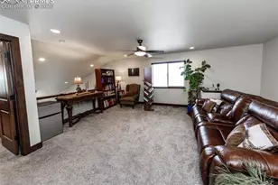1922 Sunshine Peak Dr, Loveland, CO 80538 - Photo 34
