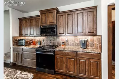 1922 Sunshine Peak Drive, Loveland, CO 80538 - Photo 18