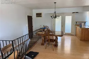 1221 Hathaway Dr, Colorado Springs, CO 80915 - Photo 4