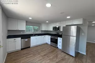 1915 E Kiowa St, Colorado Springs, CO 80909 - Photo 10