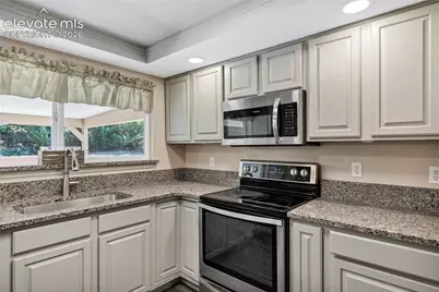 846 S Palomar Drive, Pueblo, CO 81007 - Photo 2