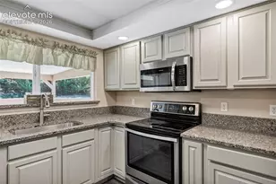 846 S Palomar Dr, Pueblo, CO 81007 - Photo 2