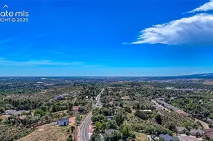 2205 Mesa Rd, Colorado Springs, CO 80904 - Photo 48