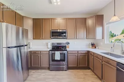 7240 Bonnie Brae Lane, Colorado Springs, CO 80922 - Photo 14