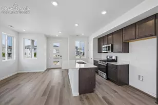 2458 Hannah Ridge Dr, Colorado Springs, CO 80915 - Photo 2
