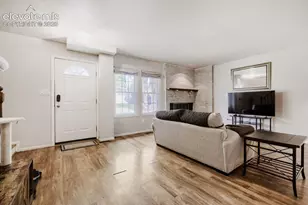 2003 Sussex Ln, Colorado Springs, CO 80909 - Photo 4