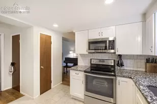 2003 Sussex Ln, Colorado Springs, CO 80909 - Photo 10