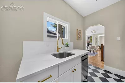 211 E Jefferson Street, Colorado Springs, CO 80907 - Photo 20