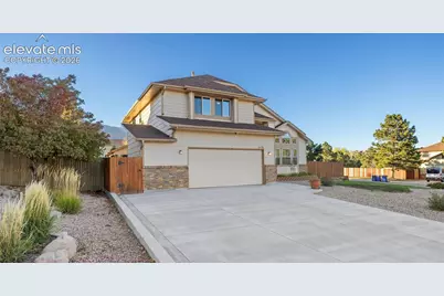 6120 Moorfield Avenue, Colorado Springs, CO 80919 - Photo 2