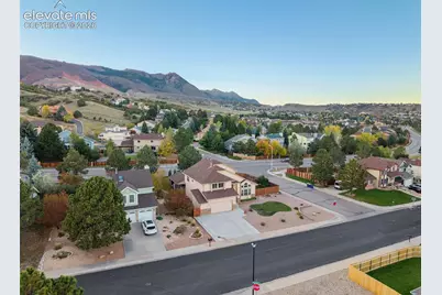 6120 Moorfield Avenue, Colorado Springs, CO 80919 - Photo 46