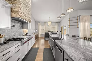 1075 Peaceful Ct, Pueblo, CO 81006 - Photo 10