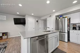 5251 Aeroglide Loop, Colorado Springs, CO 80916 - Photo 2