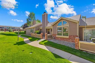 6512 Foxdale Cir, Colorado Springs, CO 80919 - Photo 2