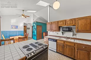 6512 Foxdale Cir, Colorado Springs, CO 80919 - Photo 10
