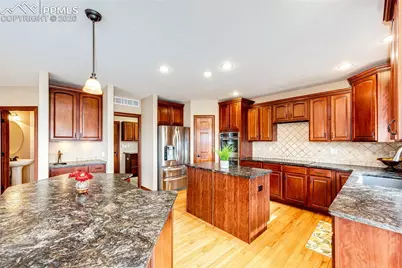 19840 Glen Shadows Drive, Colorado Springs, CO 80908 - Photo 18