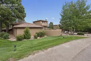 860 Appian Ct, Colorado Springs, CO 80906 - Photo 2