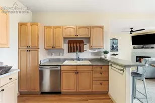 1135 Westmoreland Rd, Colorado Springs, CO 80907 - Photo 20