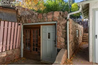 3414 W Pikes Peak Avenue, Colorado Springs, CO 80904 - Photo 18