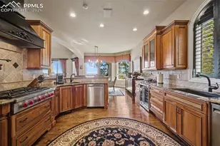 1095 High Lake View, Colorado Springs, CO 80906 - Photo 18