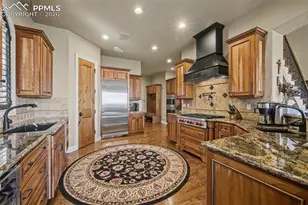 1095 High Lake View, Colorado Springs, CO 80906 - Photo 16