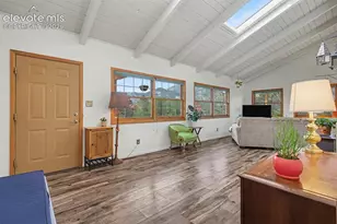 21 Via Sierra Grande Na, Manitou Springs, CO 80829 - Photo 2