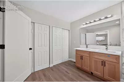 4180 S Monaco Parkway, Denver, CO 80237 - Photo 4