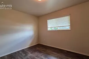 103 Deauville Ln, Pueblo, CO 81005 - Photo 10