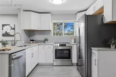 307 S Evergreen Street, Woodland Park, CO 80863 - Photo 6