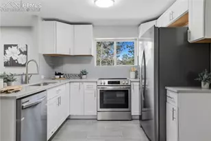 307 S Evergreen St, Woodland Park, CO 80863 - Photo 6