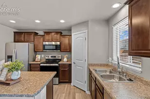 6189 Shavers Dr, Colorado Springs, CO 80925 - Photo 16