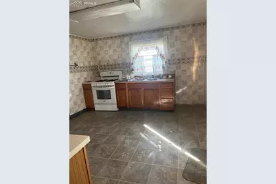 1124 Smith Avenue, Trinidad, CO 81082 - Photo 12