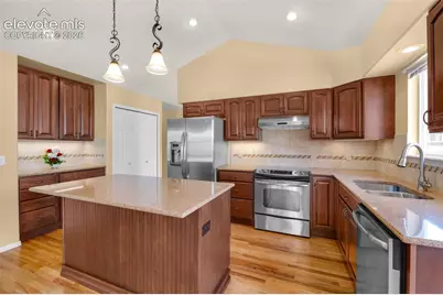 5603 Saddle Rock Road, Colorado Springs, CO 80918 - Photo 12