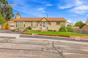 1429 Bowser Dr, Colorado Springs, CO 80909 - Photo 2