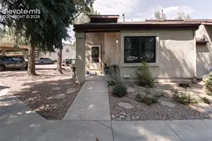 530 Autumn Crest Cir, Colorado Springs, CO 80919 - Photo 4