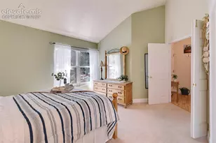 530 Autumn Crest Cir, Colorado Springs, CO 80919 - Photo 8
