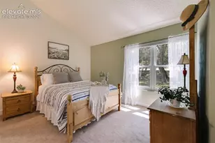 530 Autumn Crest Cir, Colorado Springs, CO 80919 - Photo 6