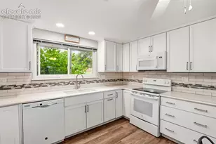 1442 Bellaire Dr, Colorado Springs, CO 80909 - Photo 2