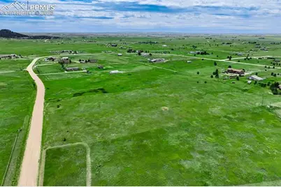 15805 Alta Plaza Circle, Peyton, CO 80831 - Photo 10