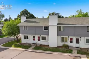 1369 Soaring Eagle Dr, Colorado Springs, CO 80915 - Photo 2