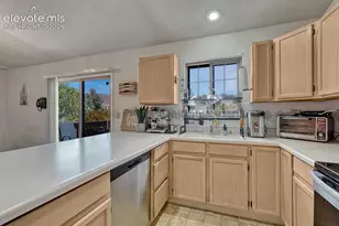 1524 Shane Cir, Colorado Springs, CO 80907 - Photo 8